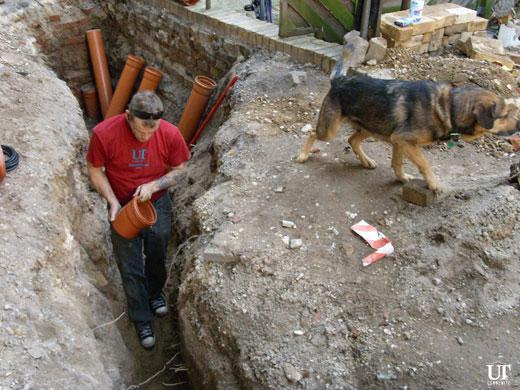 2007: neue Abwasserleitung wird verlegt